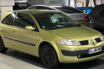 Renault Megane 295.997 km 1.900 &euro; Bergisch Gladbach 51467