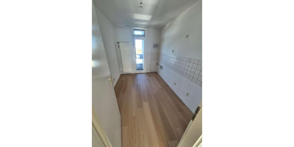 Frisch renovierte 3-Zimmer Wohnung mit Balkon [VAC-19141] 3 zimmer