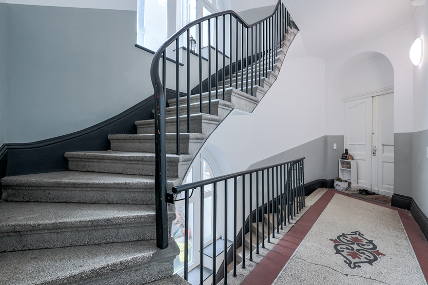 Großzügig geschnittene Eigentumswohnung in Köln-Mülheim 3 zimmer