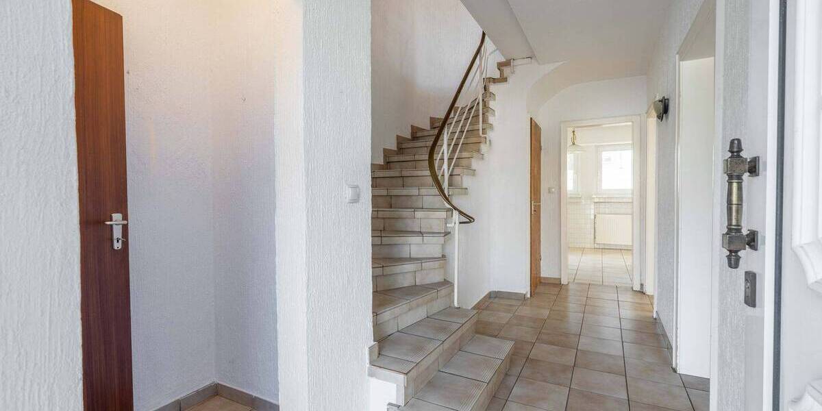 Doppelhaushälfte Bonn / Niederholtorf Niederholtorf - 7 Zimmer, 169 m&sup2;, 498.000&euro; | Angebot:26105598