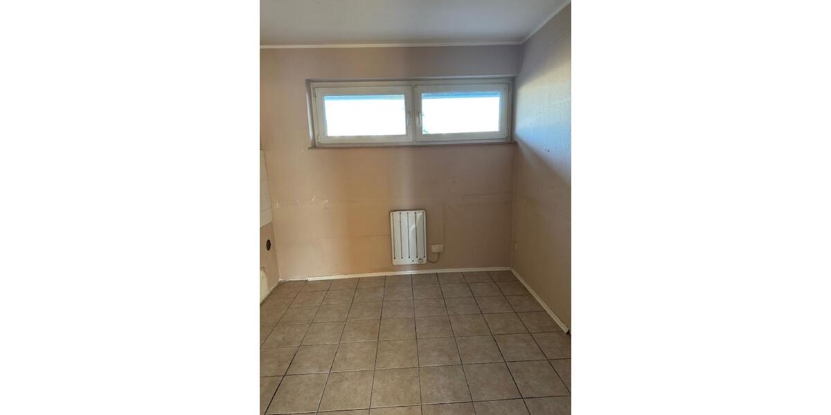 Etagenwohnung Leverkusen Bürrig - 3 Zimmer, 80 m&sup2;, 680&euro; | Angebot:25378615