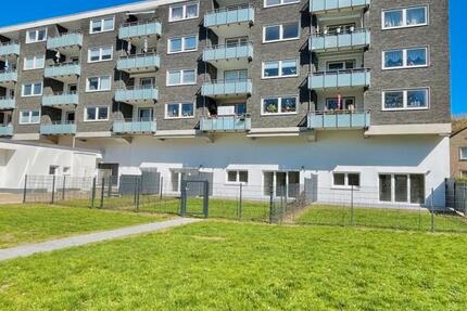 Praktisch geschnittene 2,5-Zi.-Wohnung mit Balkon! zimmer