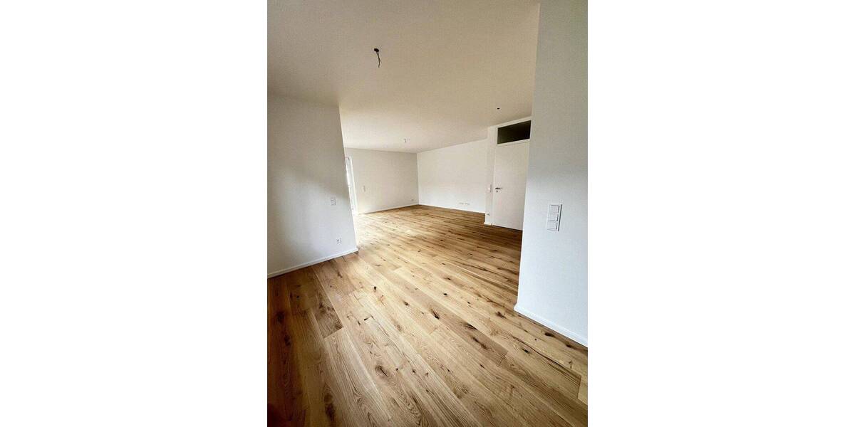 Etagenwohnung Frechen Bachem - 4 Zimmer, 116 m&sup2;, 2.050&euro; | Angebot:26841285