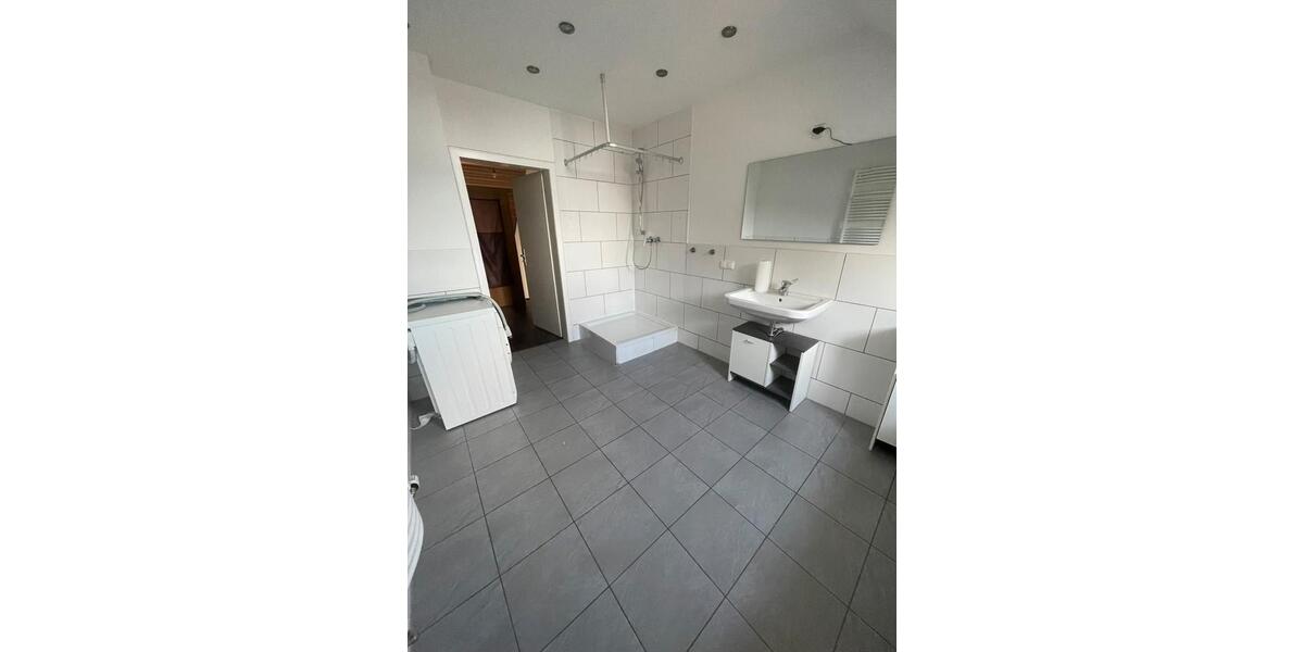 Etagenwohnung Köln Porz - 2.5 Zimmer, 85 m&sup2;, 990&euro; | Angebot:26329363