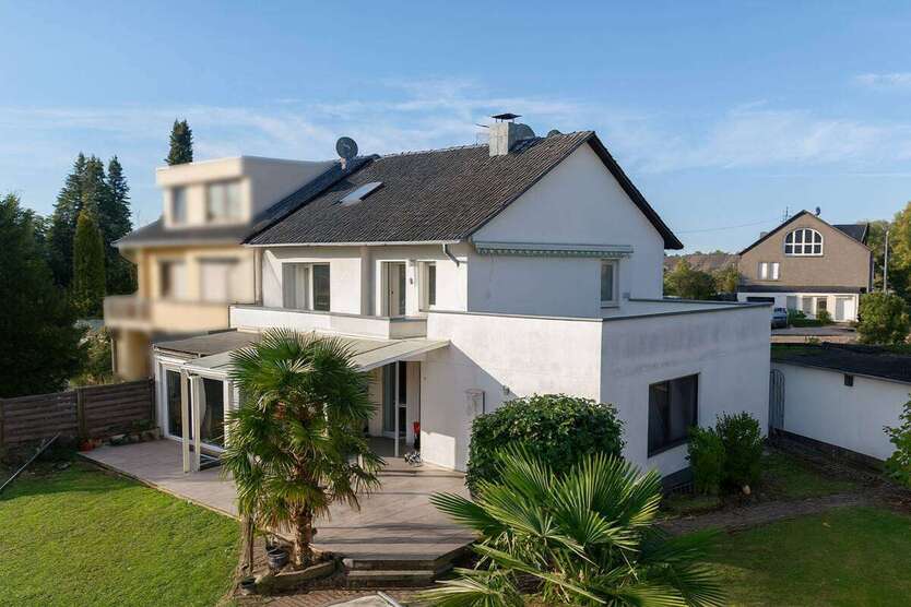 Haus zum Kaufen in Dormagen 590.000 € 158 m² 5 zimmer