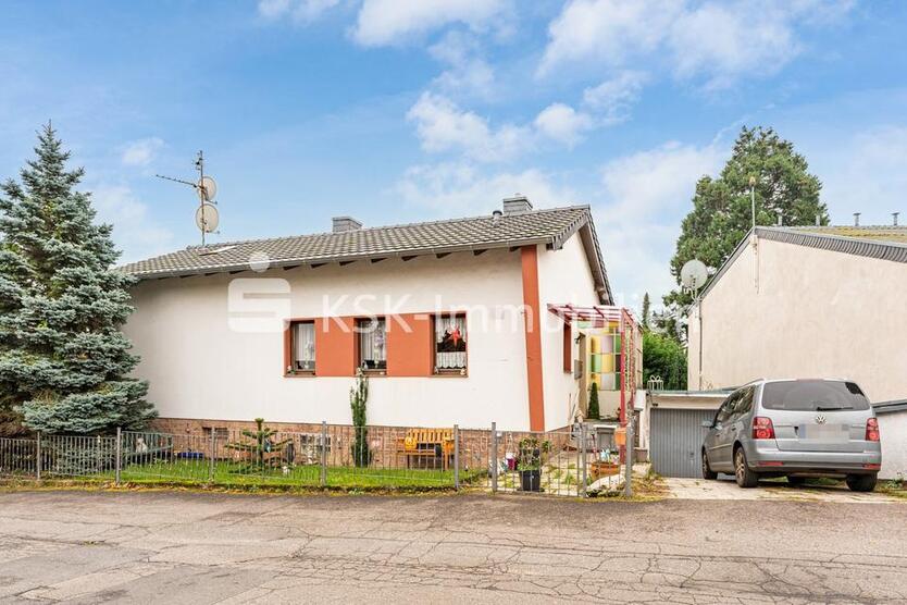 Freistehendes Einfamilienhaus für Kapitalanleger! zimmer