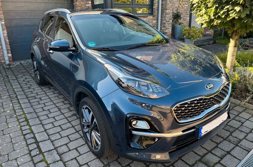 Kia Sportage 60.522 km 18.900 € Neuss 41472