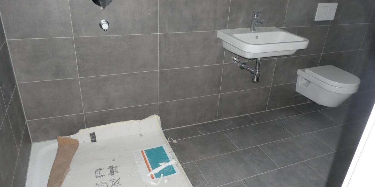 Neue helle Dachgeschoßwohnung mit moderner Heiztechnik im Energiesparhaus Bonn-Endenich - Dachgeschoßwohnung Bonn Dransdorf | Angebot:24049039