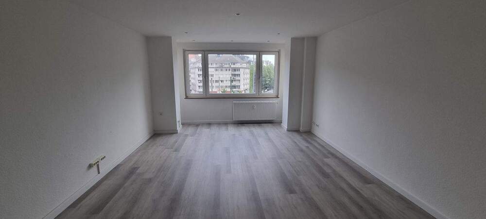 ELEGANTE + RENOVIERTE 2-Zimmer-Wohnung in DÜSSELDORF - FRIEDRICHSTADT