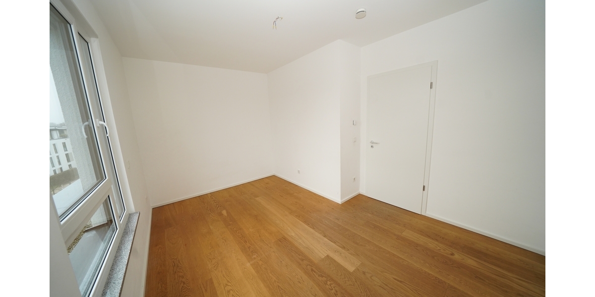 Hier lässt sichs leben! - Traumhafte 4-Zimmer-Wohnung mit 2 Bädern und einer sonnigen Dachterrasse 4 zimmer