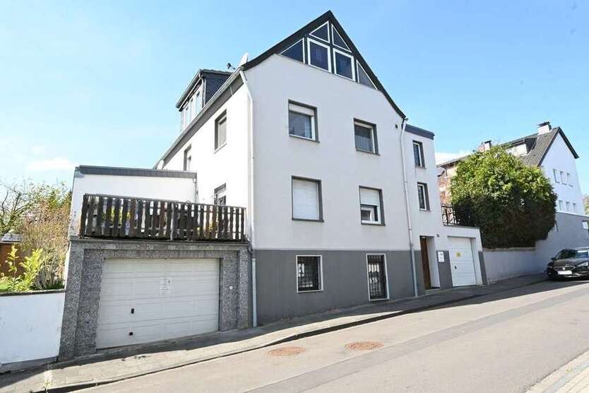Haus zum Kaufen in Brühl 819.000 € 269.65 m²
