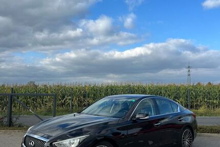 INFINITI Q50 169.000 km 10.800 &euro; Erftstadt 50374