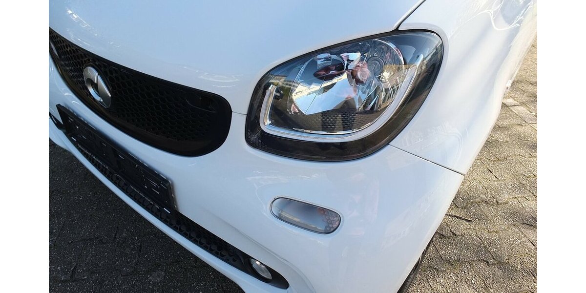 Smart ForTwo electric drive EQ PASSION KLIMAAUTOM SITZHE 35.255 km 10.450 &euro; Köln 50858