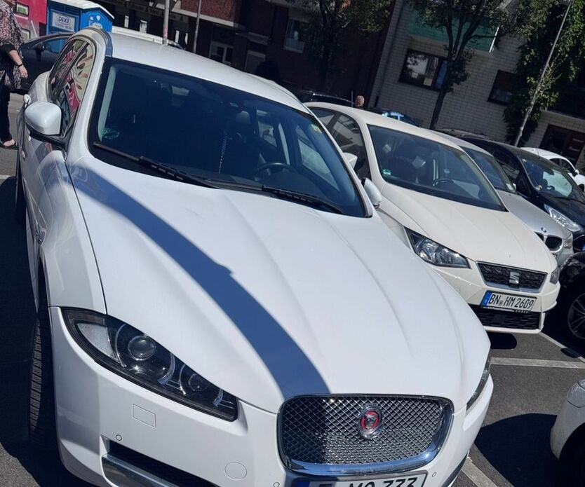 XF