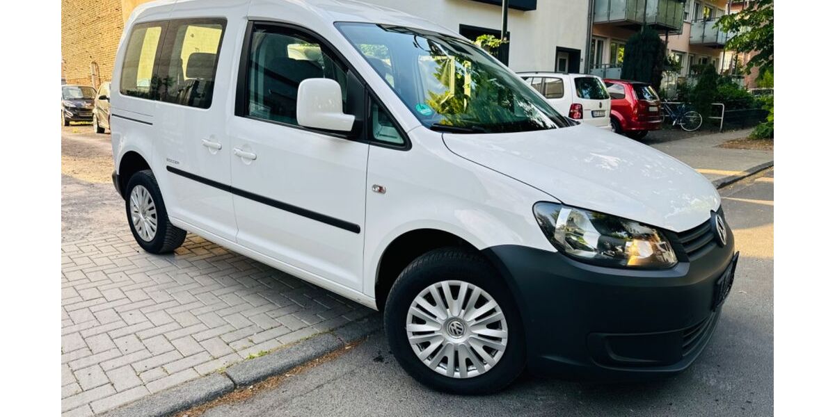 VW Caddy 192.000 km 8.310 &euro; Troisdorf 53842