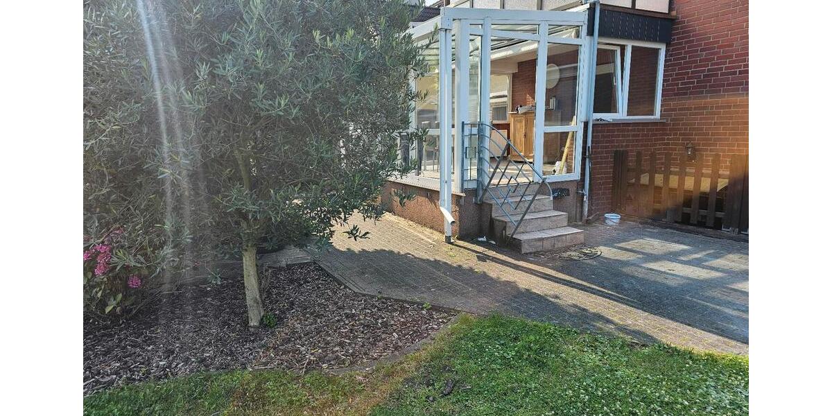 Erdgeschoßwohnung Köln Rodenkirchen - 3 Zimmer, 86 m&sup2;, 1.500&euro; | Angebot:27619640
