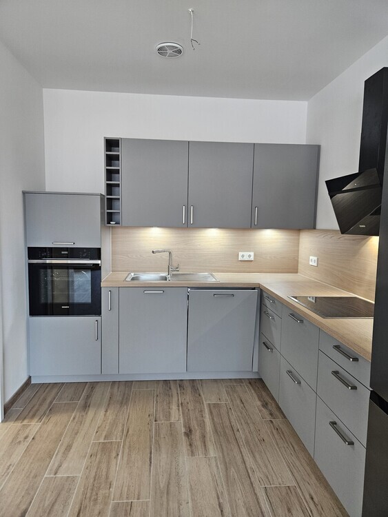 *EXKLUSIVE 2 ZIMMER-WOHNUNG mit EBK *AUFZUG  *TIEFGARAGE * BARRIEREFREI *ERSTBEZUG 2 zimmer