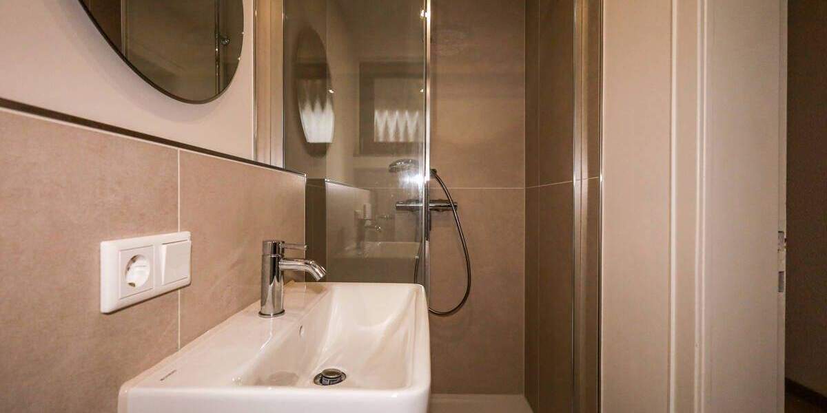 Doppelhaushälfte Langenfeld / Reusrath Reusrath - 6 Zimmer, 121 m&sup2;, 450.000&euro; | Angebot:25473873