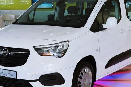 Opel Combo Life 128.741 km 14.950 &euro; Troisdorf (Köln/Bonn) 53842