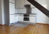 ***schicke DG Wohnung auf zwei Etagen mit EBK & Balkon im Zentrum***