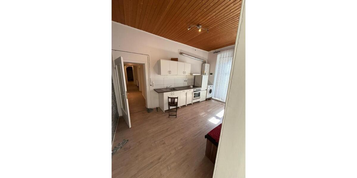 Erdgeschoßwohnung Köln Ehrenfeld - 3 Zimmer, 85 m&sup2;, 1.500&euro; | Angebot:26267502
