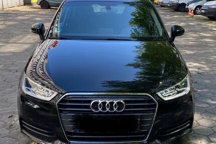 Audi A1 121.000 km 12.900 € Köln 50668
