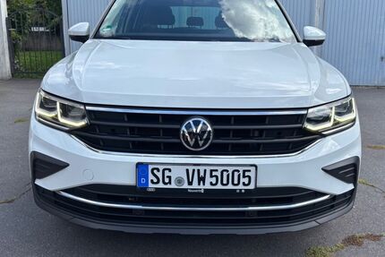 VW Tiguan 154.000 km 18.800 &euro; Solingen 42651