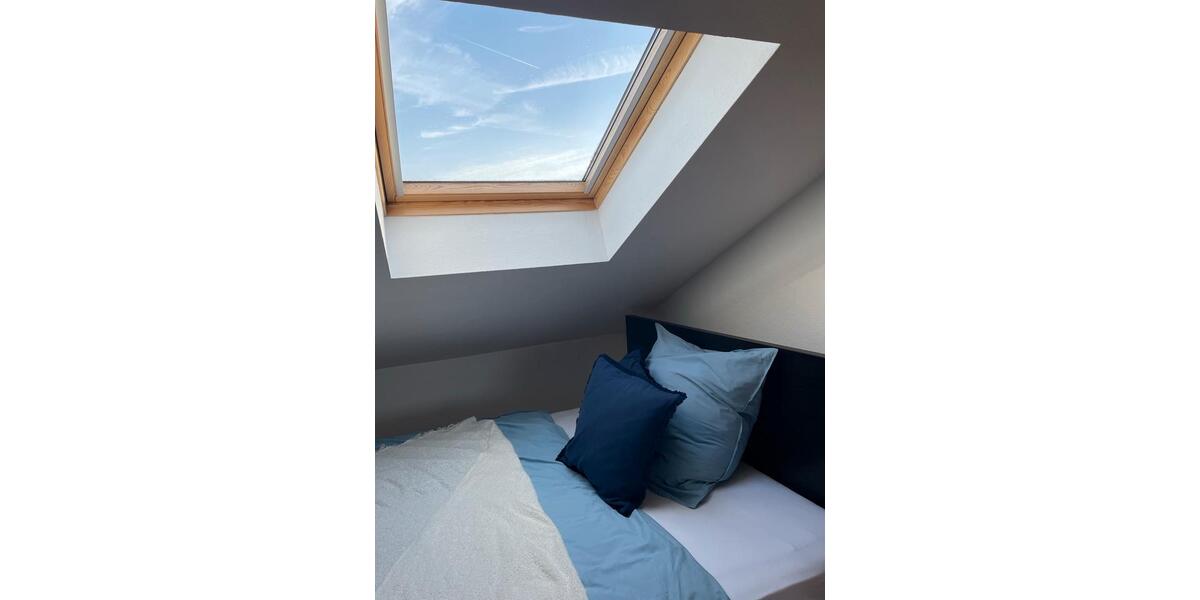 Dachgeschoßwohnung Bonn Beuel-Mitte - 2 Zimmer, 45 m&sup2;, 830&euro; | Angebot:25448292