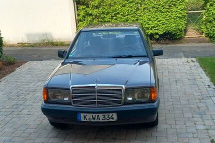 Mercedes-Benz 190 184.000 km 4.750 &euro; Köln 50765