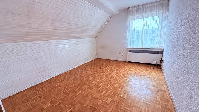 Einfamilienhaus Köln Eil - 6 Zimmer, 140 m&sup2;, 590.000&euro; | Angebot:26292958