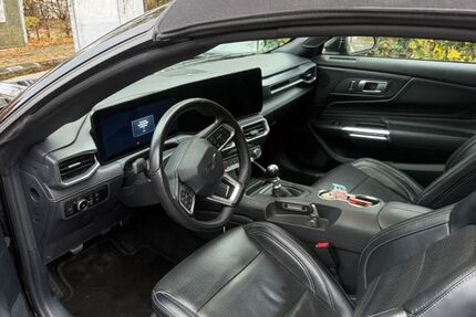 Ford Mustang 31.000 km 51.990 &euro; köln 50859