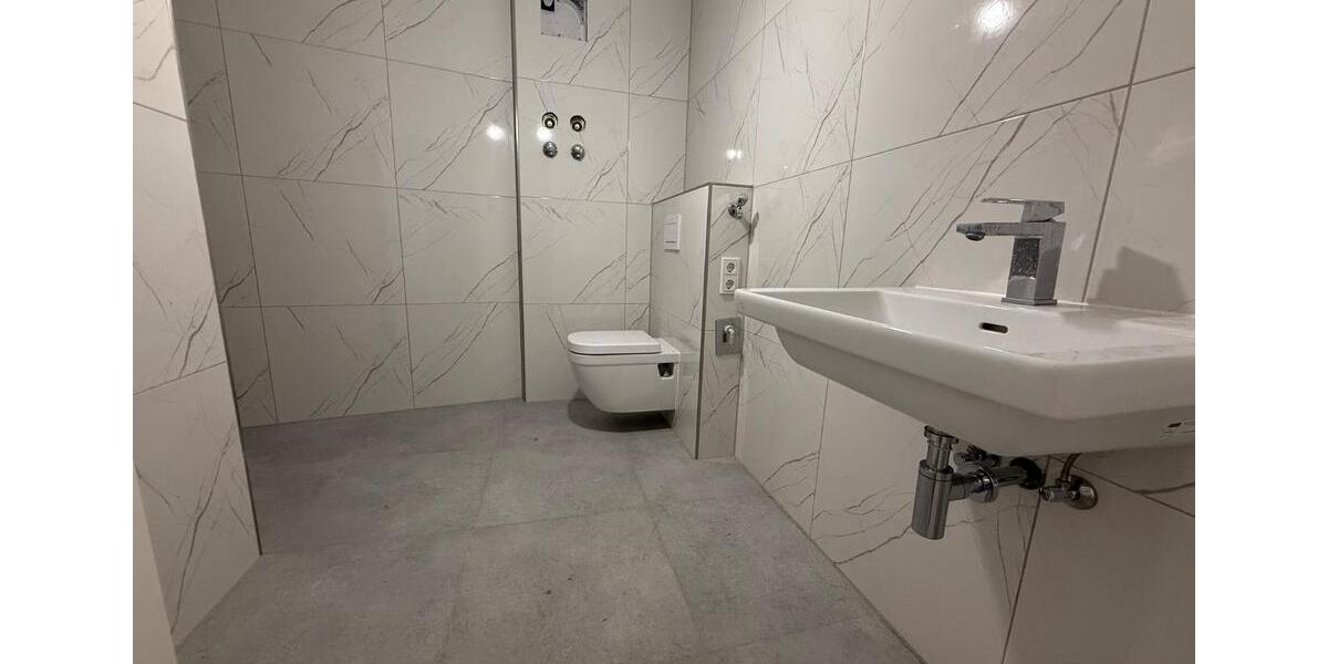 Erdgeschoßwohnung Köln Rodenkirchen - 3 Zimmer, 96 m&sup2;, 1.550&euro; | Angebot:26279252