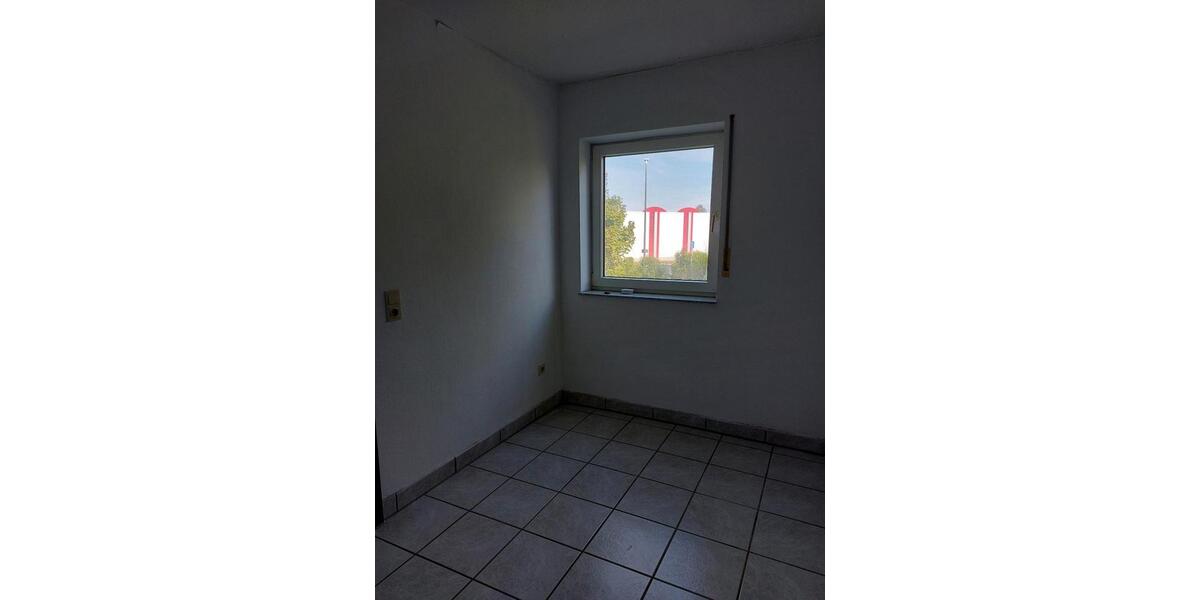 Etagenwohnung Erftstadt - 2 Zimmer, 38 m&sup2;, 370&euro; | Angebot:26350530