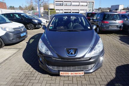 Peugeot 308 100.000 km 3.700 &euro; Wesseling 50389