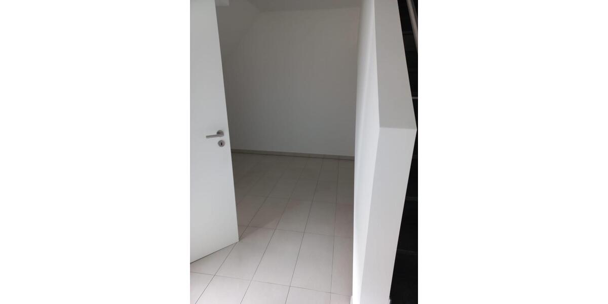 Maisonettenwohnung Brühl - 2 Zimmer, 87 m&sup2;, 1.150&euro; | Angebot:25398274