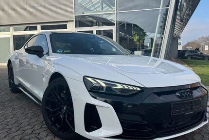 Audi RS e-tron GT 165.000 km 52.990 &euro; Köln 51105