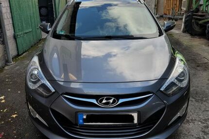 Hyundai i40 147.300 km 9.250 € Köln 50999