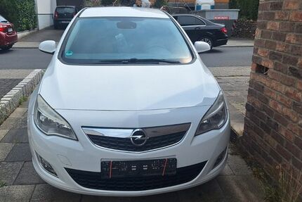 Opel Astra 212.307 km 3.200 &euro; Alfter 53347