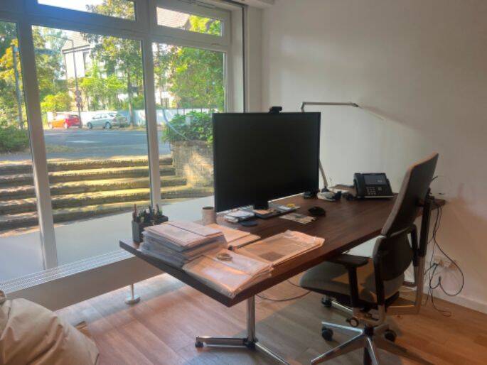 Wunderschöner Büroraum Arbeitsplatz in Bestlage in Marienburg Köln - All-in-Miete