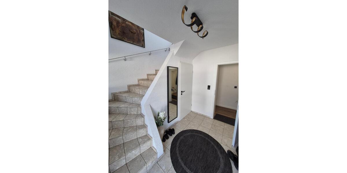 Einfamilienhaus Wesseling - 6 Zimmer, 204 m&sup2;, 850.000&euro; | Angebot:26183406