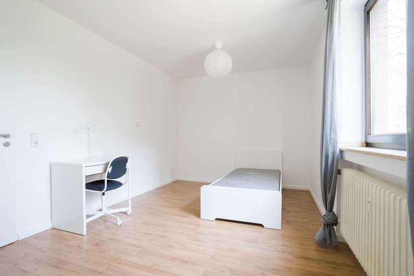 WG-Zimmer in Düsseldorf 619 € 15 m² zimmer