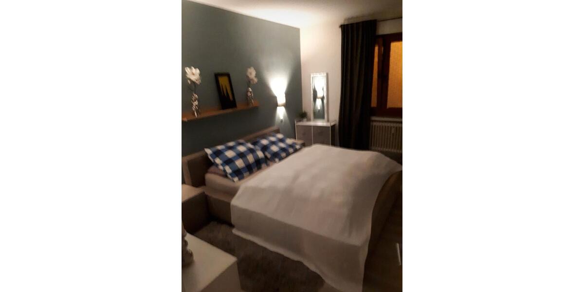 Etagenwohnung Köln Nippes - 2.5 Zimmer, 74 m&sup2;, 900&euro; | Angebot:26313858