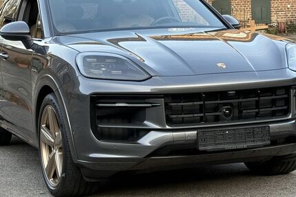 Porsche Cayenne 9.700 km 118.790 &euro; Frechen (bei Köln) 50226