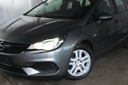 Opel Astra WM26: SPORTS TOURER NAVI 1.HD BLUETOOTH ALLW 125.000 km 8.998 &euro; Köln 50858