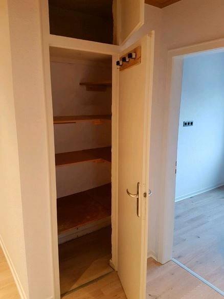 Etagenwohnung Wermelskirchen - 3 Zimmer, 76 m&sup2;, 590&euro; | Angebot:26022973