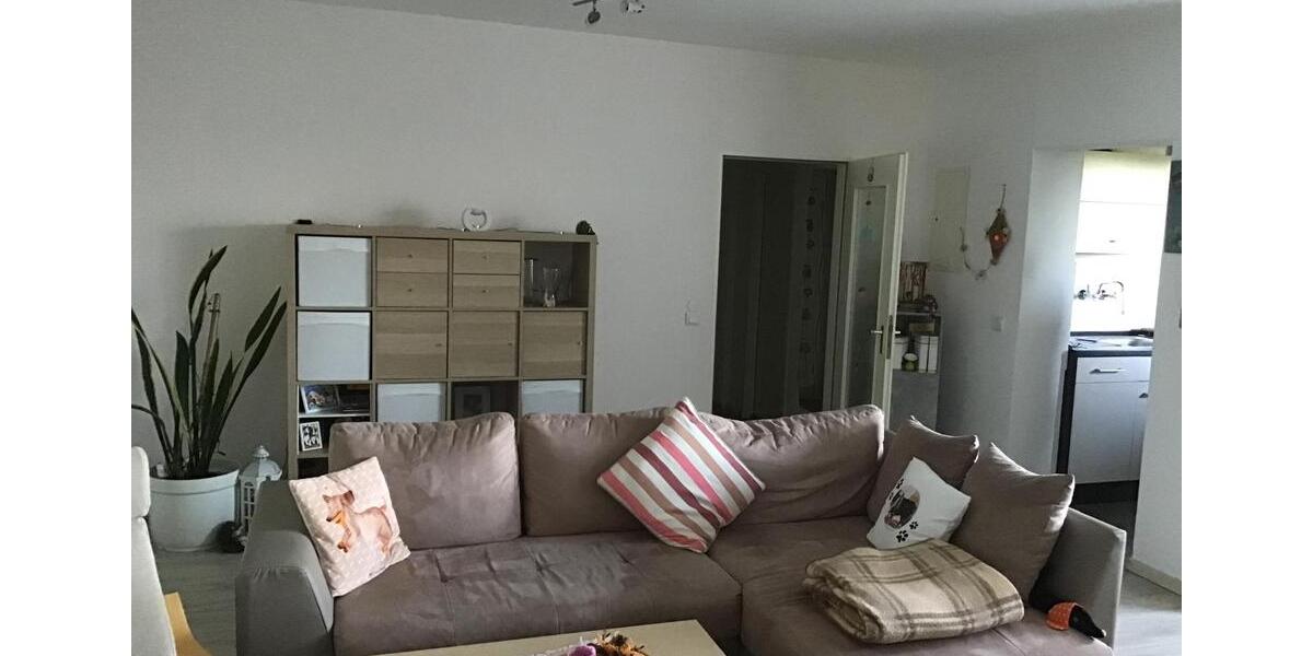 Zwei-Zimmer-Wohnung mit Balkon & Schwimmbad! Solingen Wald 2 zimmer