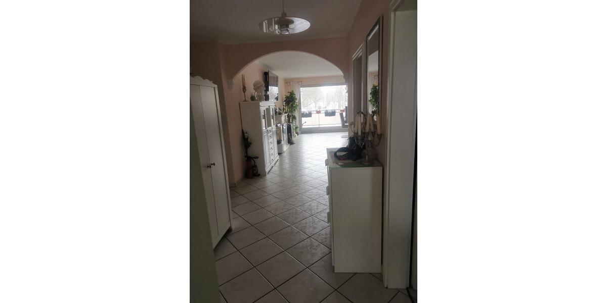 Etagenwohnung Köln Lindenthal - 3 Zimmer, 99 m&sup2;, 370.000&euro; | Angebot:27038027