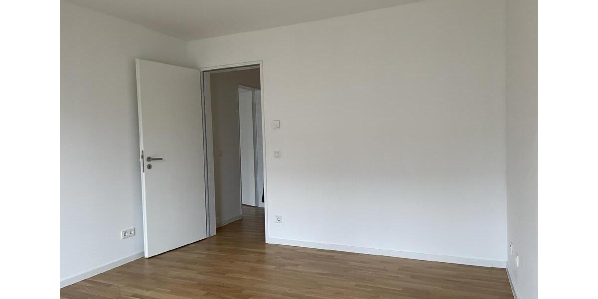 Etagenwohnung Köln Rodenkirchen - 3 Zimmer, 85 m&sup2;, 1.860&euro; | Angebot:26338403