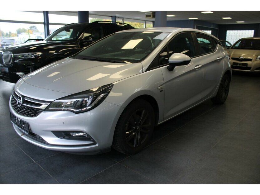 Opel Astra 1.4 Turbo 120 Jahre 72.750 km 12.980 € Euskirchen 53881