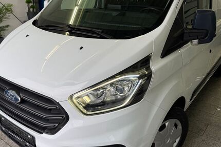 Ford Transit Custom 175.071 km 17.690 &euro; Köln 50829